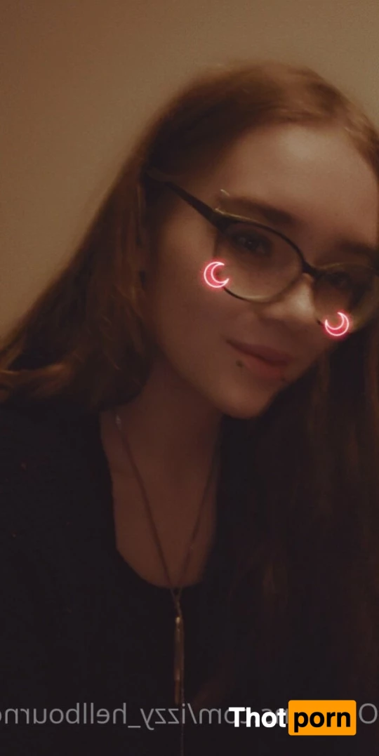 Izzy Hellbourne 6263578