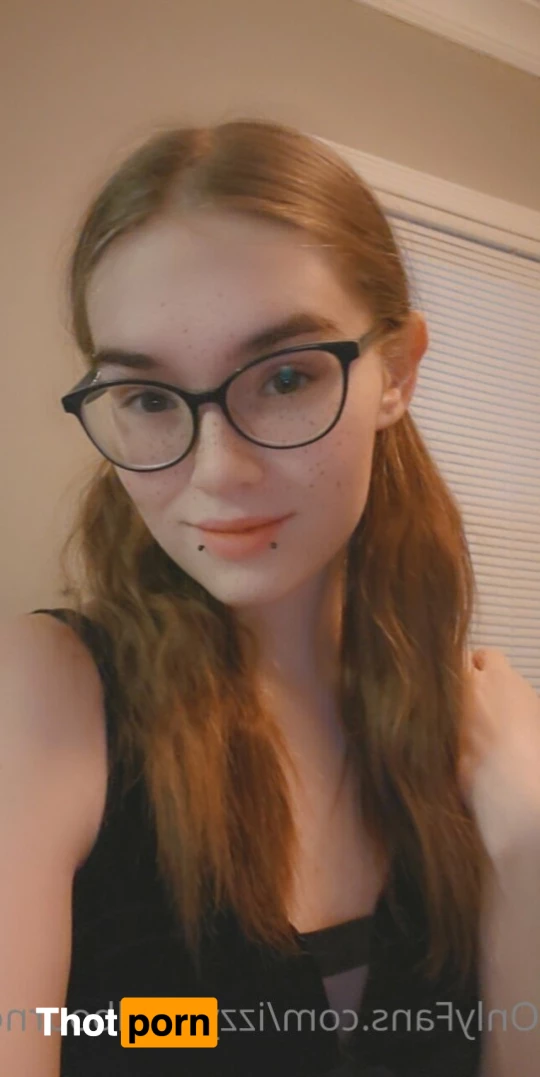 Izzy Hellbourne 6263739