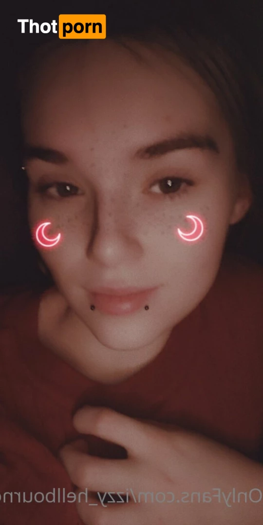 Izzy Hellbourne 6263910