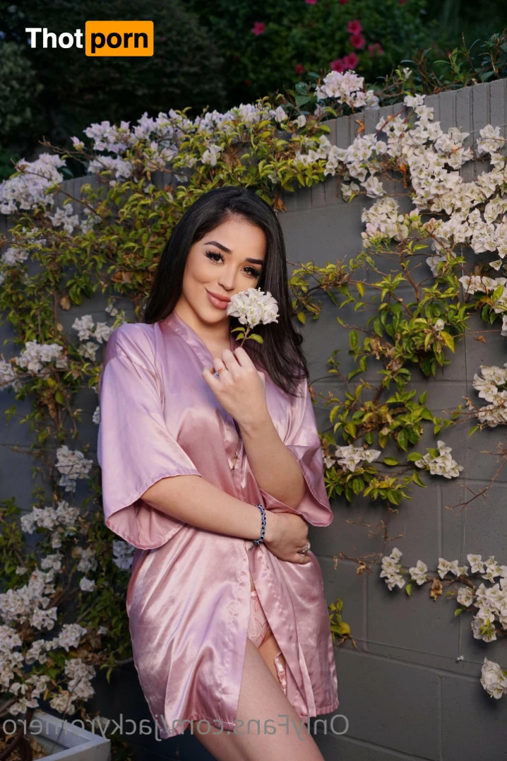 Jaqueline 💜 12046658