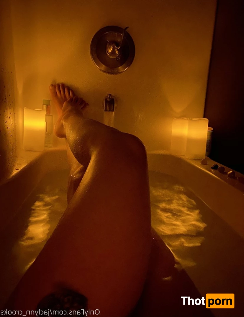 Jaclynn Crooks 3290877