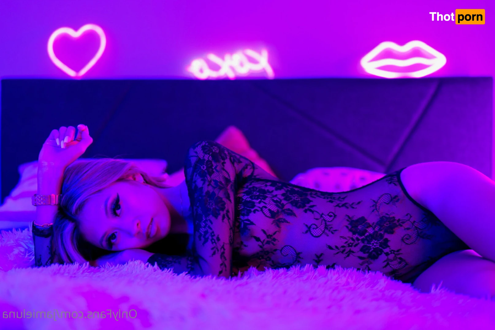 Petite Asian Cutie 11918951