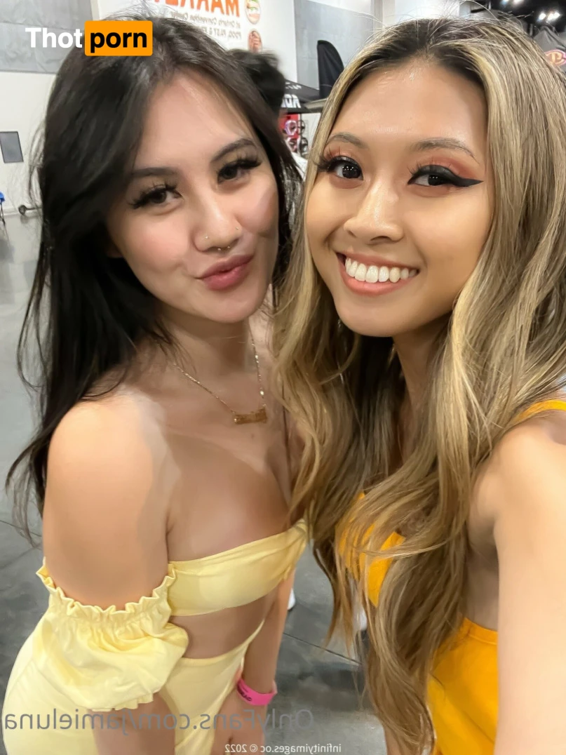 Petite Asian Cutie 11919054