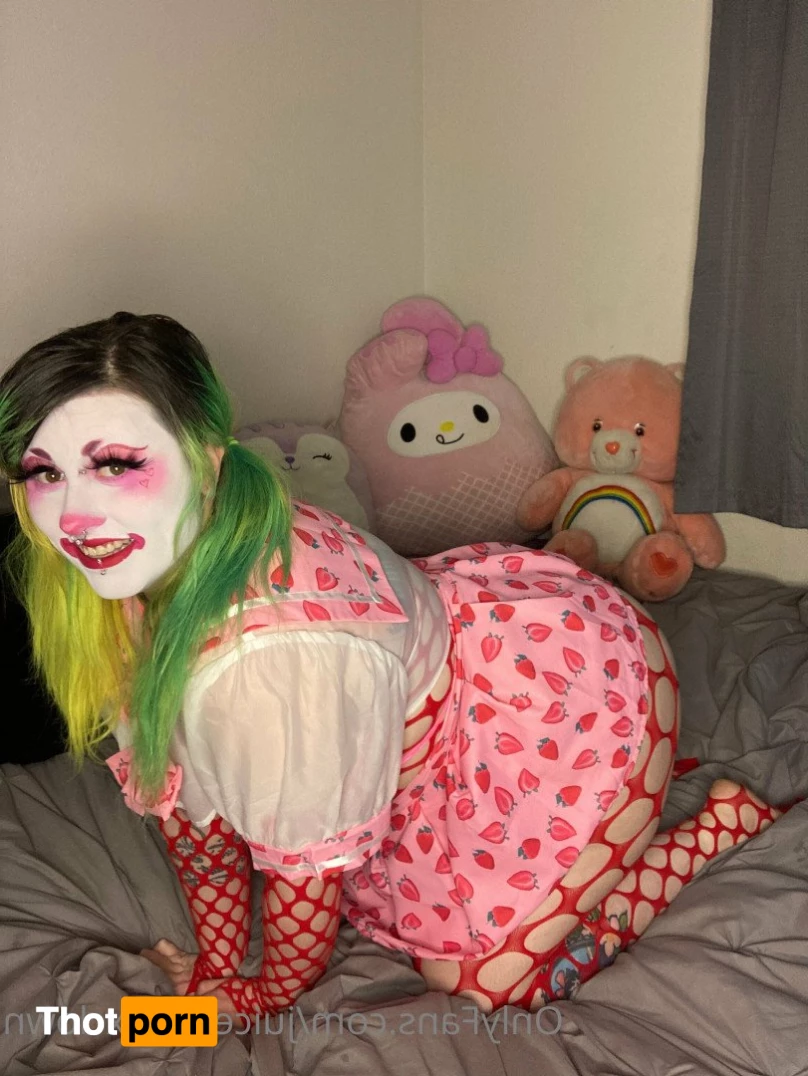 Juicebox the Clown 🧃💦✨ 3249761