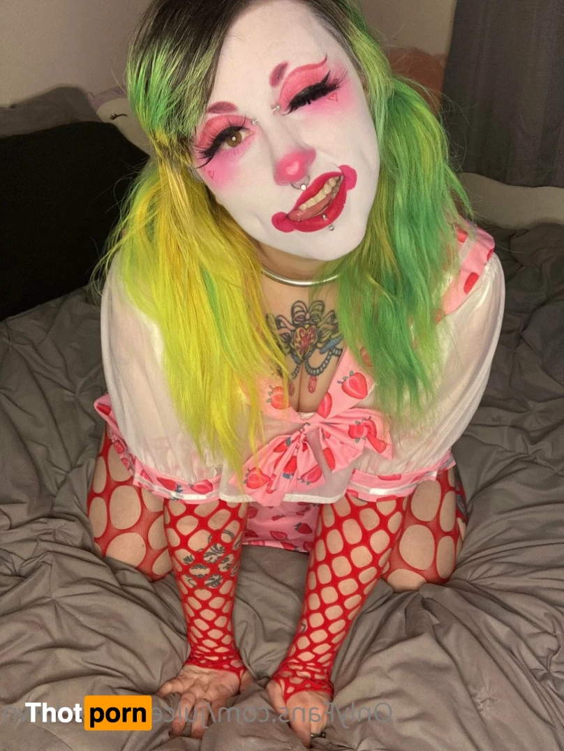 Juicebox the Clown 🧃💦✨ 3250142