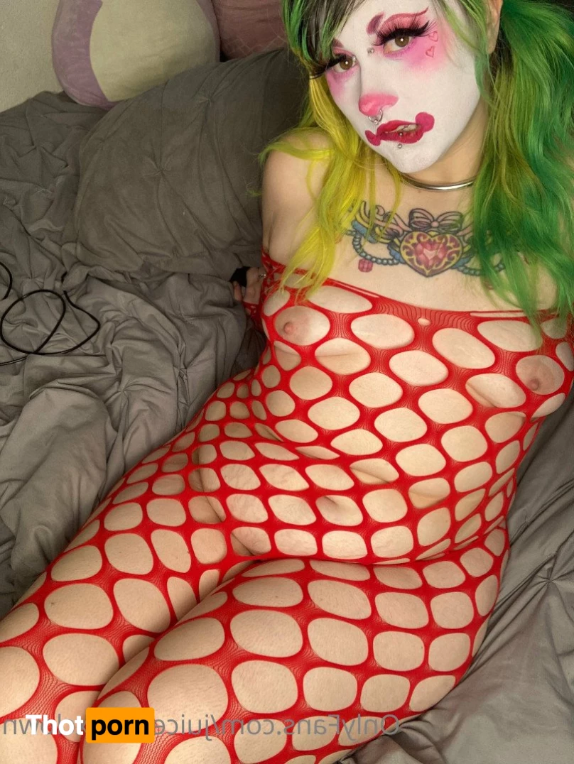 Juicebox the Clown 🧃💦✨ 3250184