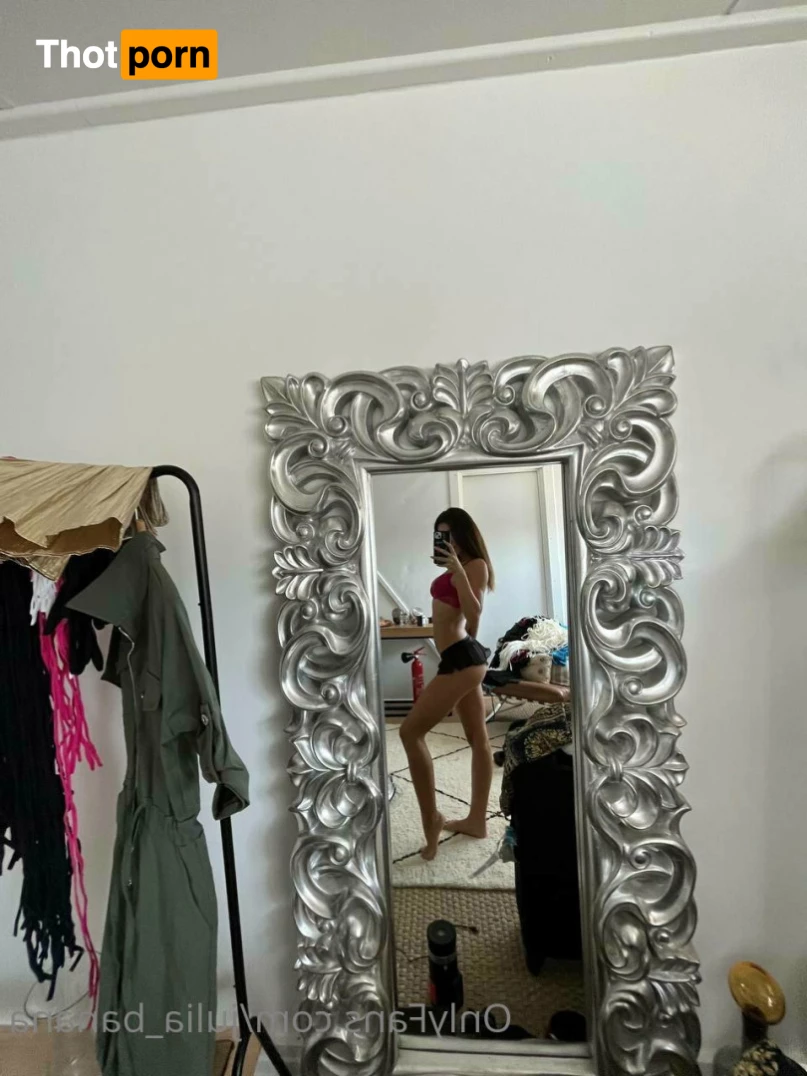 Julia Banana🍌 5914914