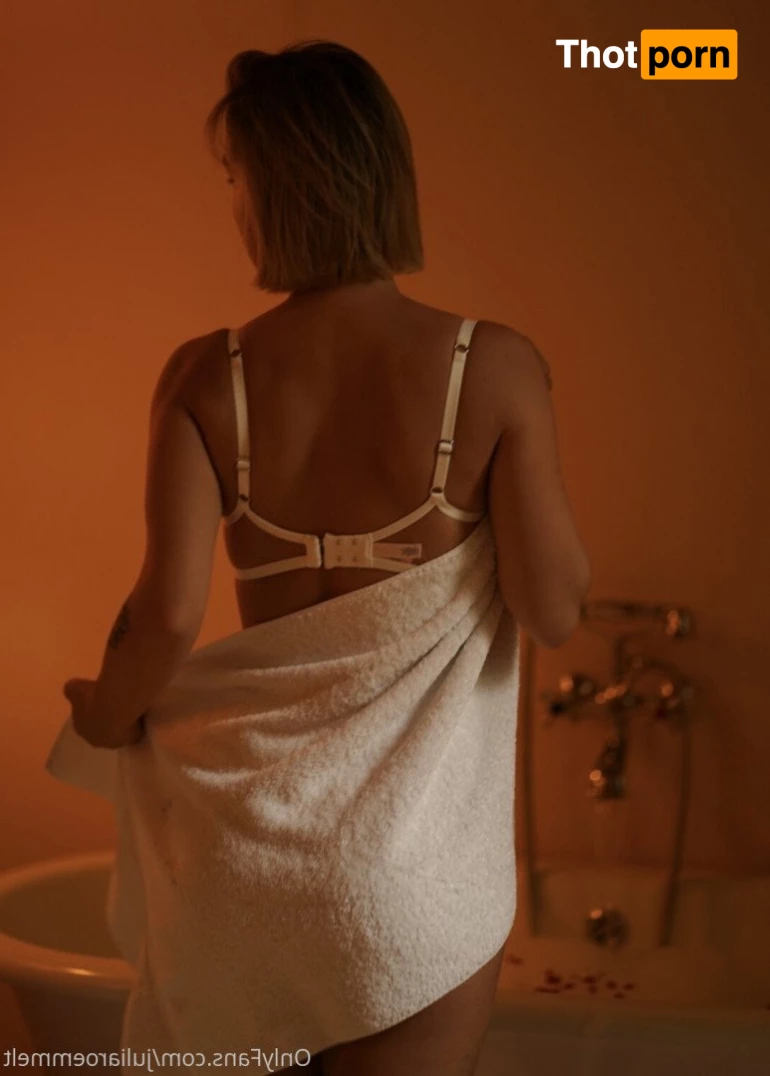 Julia Römmelt 3242266