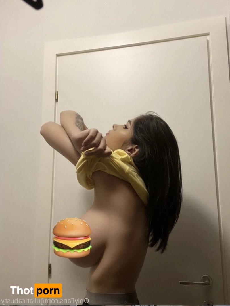 juliaticabusty 3231671