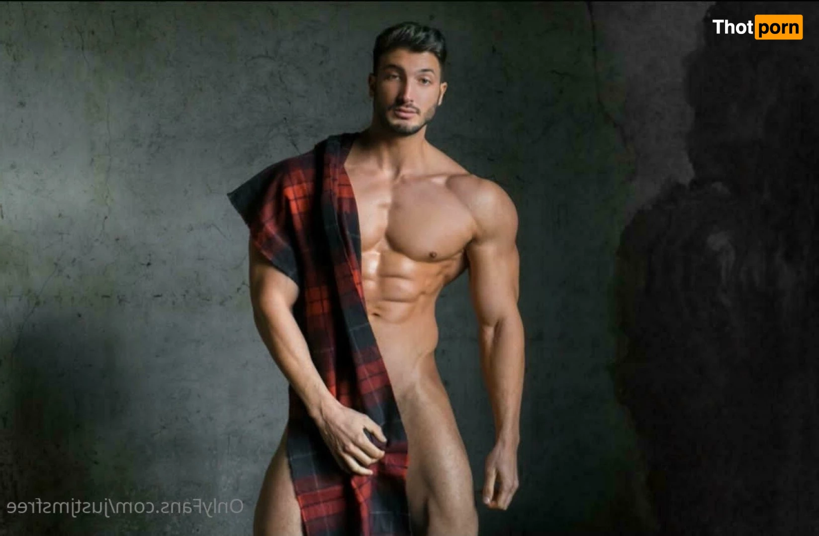 James FREE‼️ 3315377