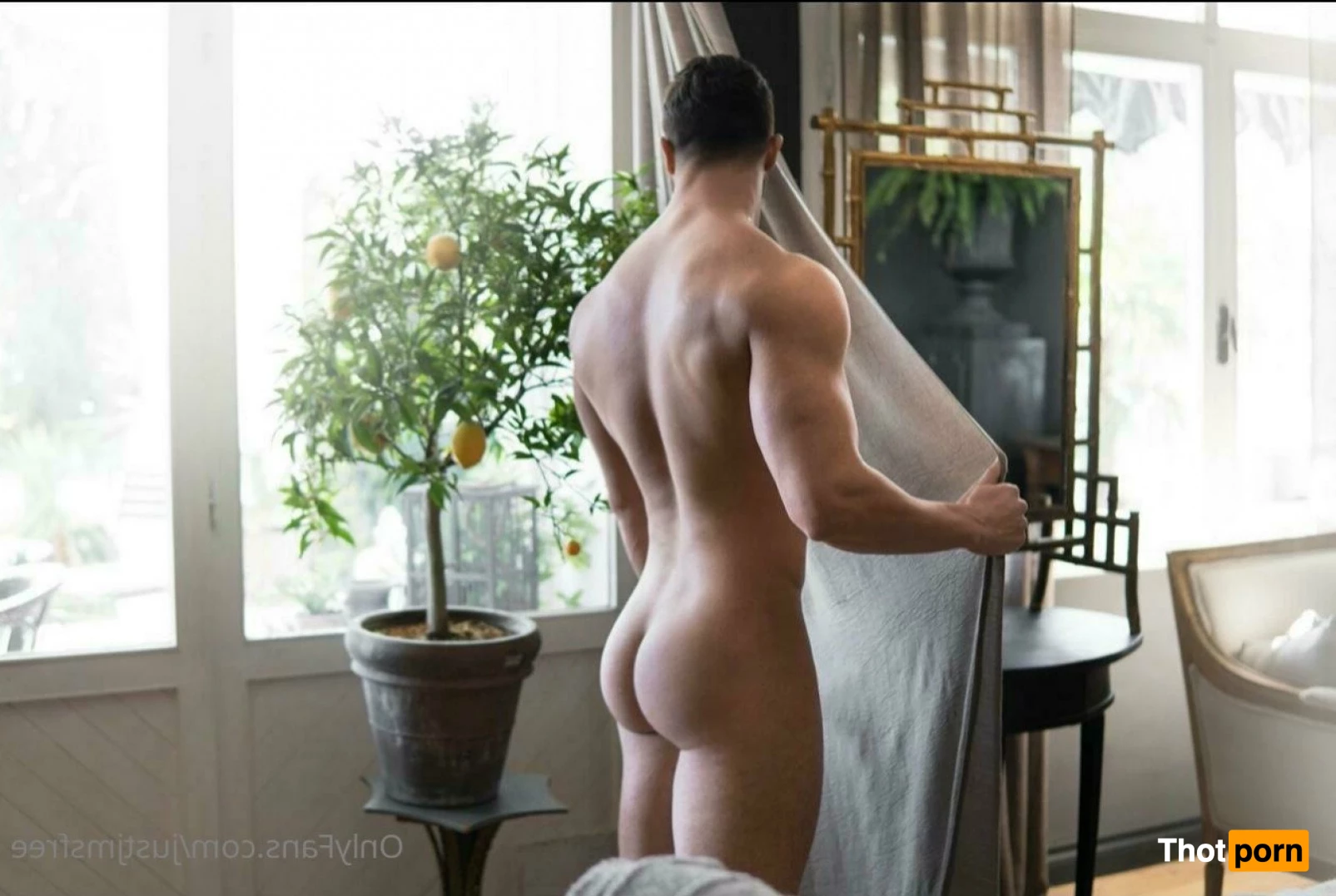 James FREE‼️ 3315893