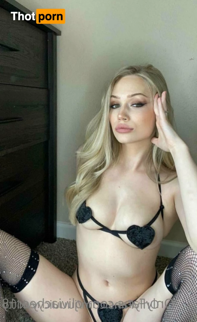 Juice Box Bri 🐱💦 3241775