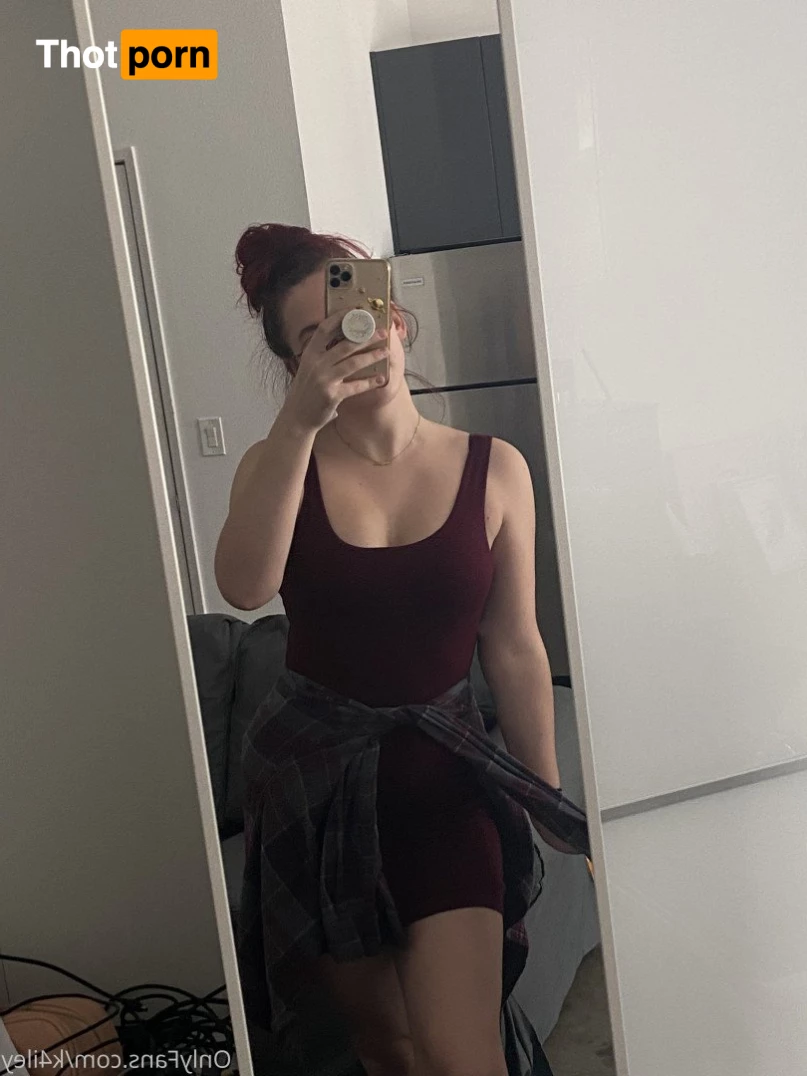 kailey with a four 3314966