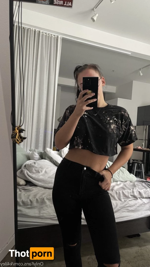 kailey with a four 3315020