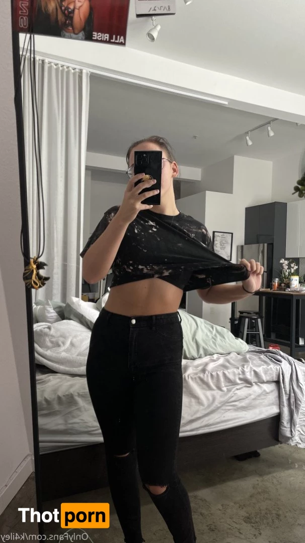 kailey with a four 3315134