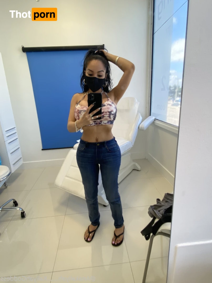 Man eater KALIYAH 6258537