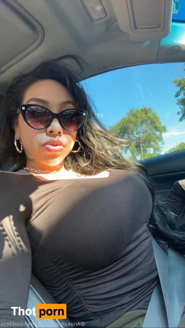 Man eater KALIYAH 6258671