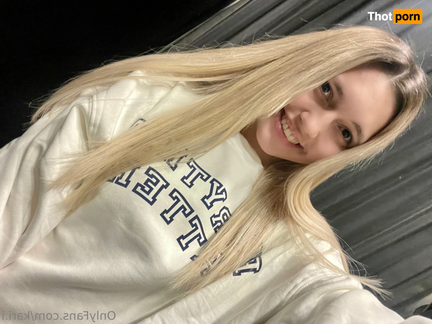 🇺🇦🍓Kari 🍓🇺🇦 9827262