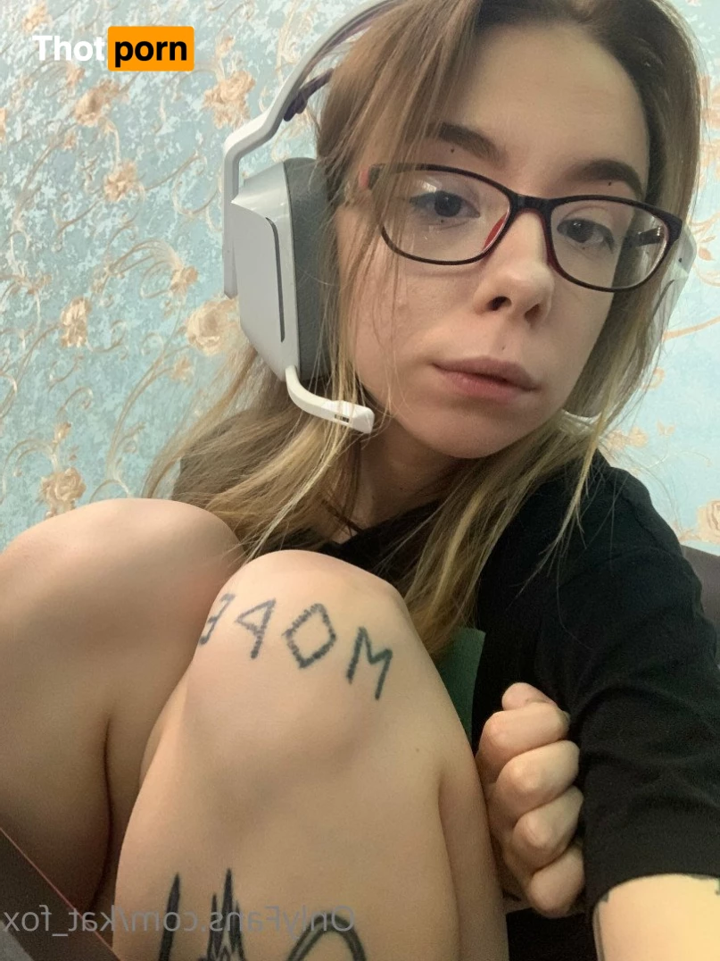 Cute kat fox girl 😈💦 3183207