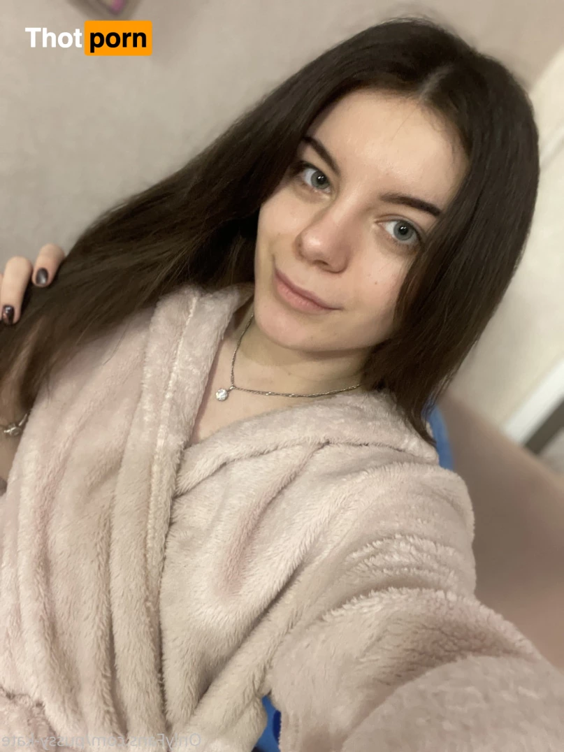 Kate Wank 💦 5893851