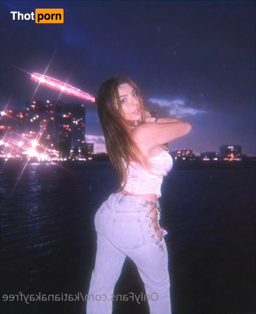 Katiana Kay 11302561