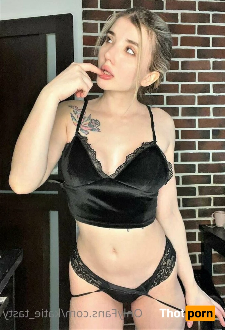 👅 Katie Tasty 👅 3181748