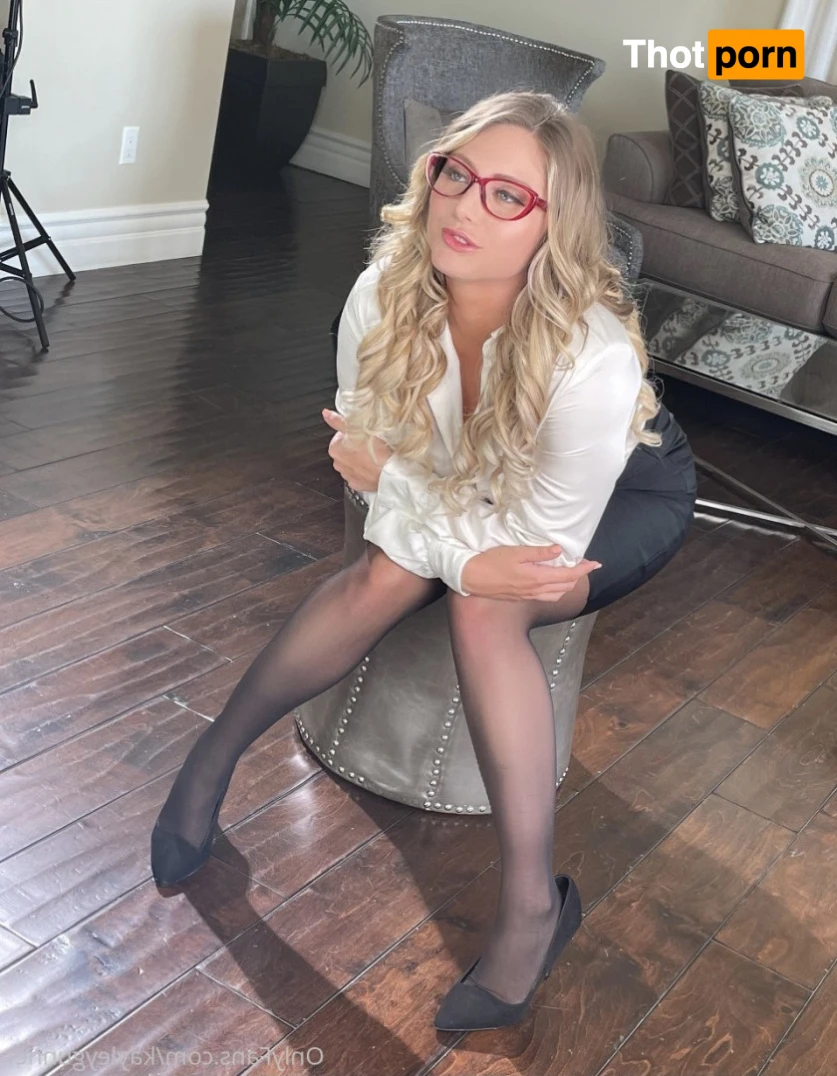 Kayley Gunner 15675159