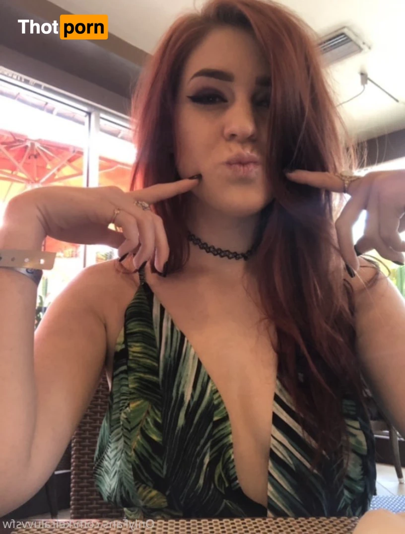 Ashley Phoenix 🔥 13660349