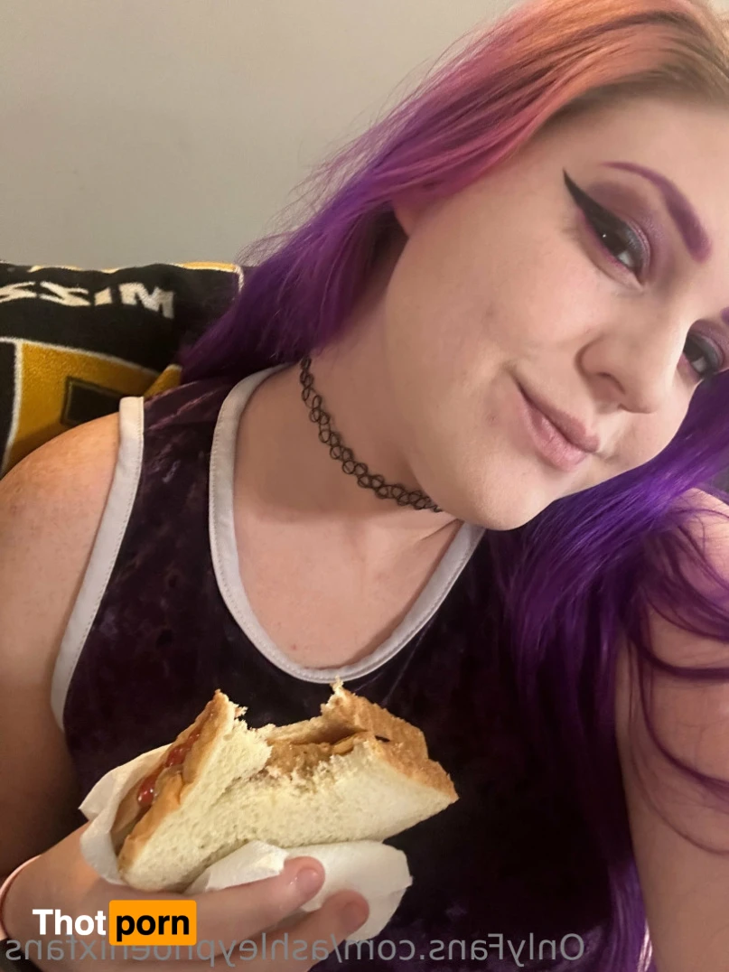 Ashley Phoenix 🔥 15666319