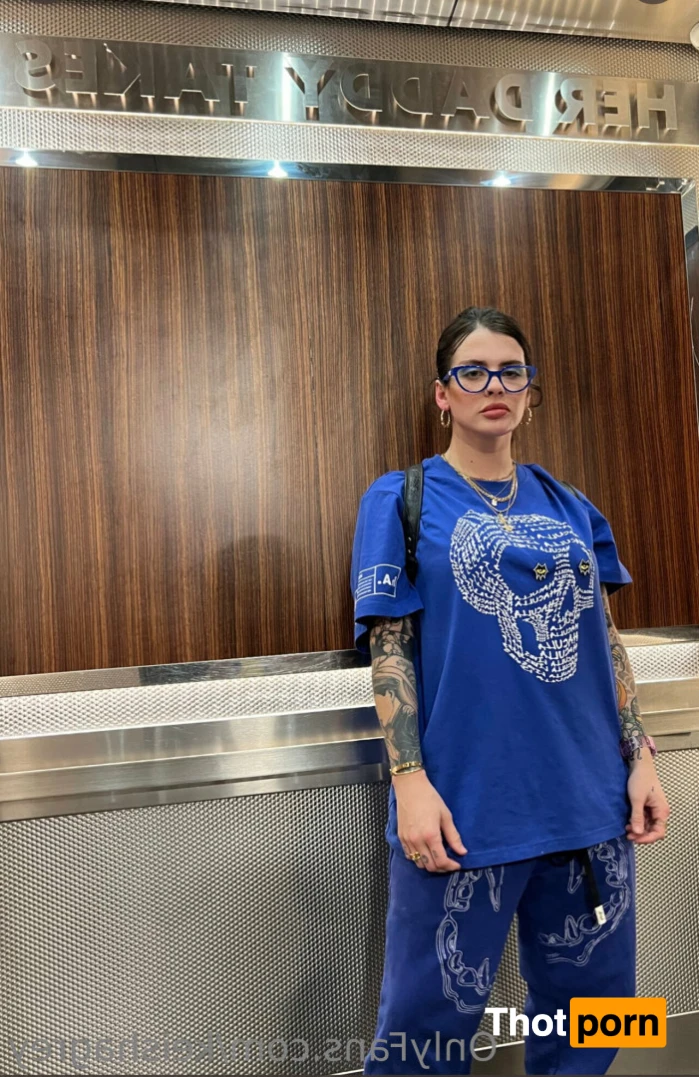 Keisha Grey 15665161