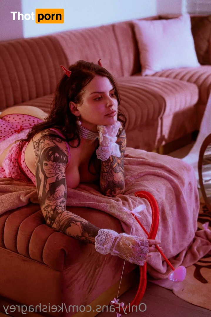 Keisha Grey 15665207