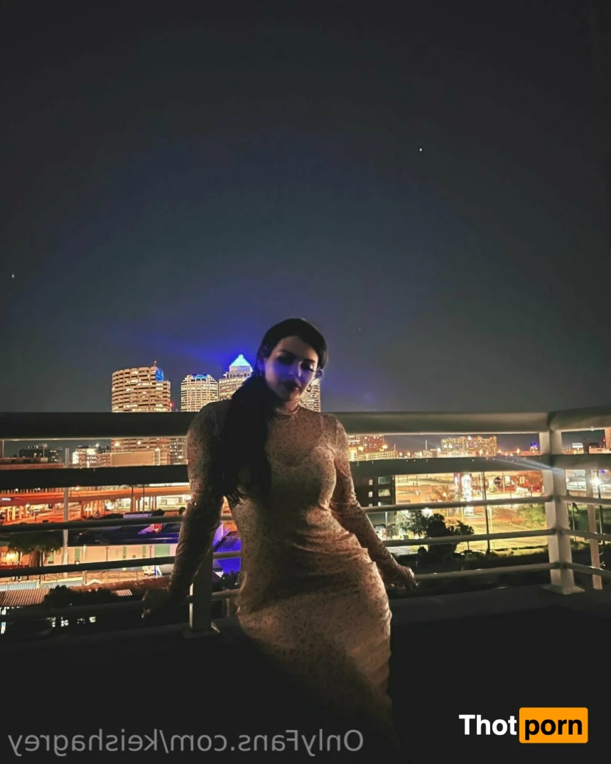 Keisha Grey 15665706