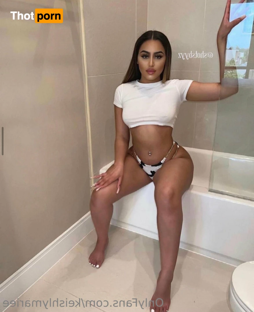 Keishly Savage ✨ 15664302