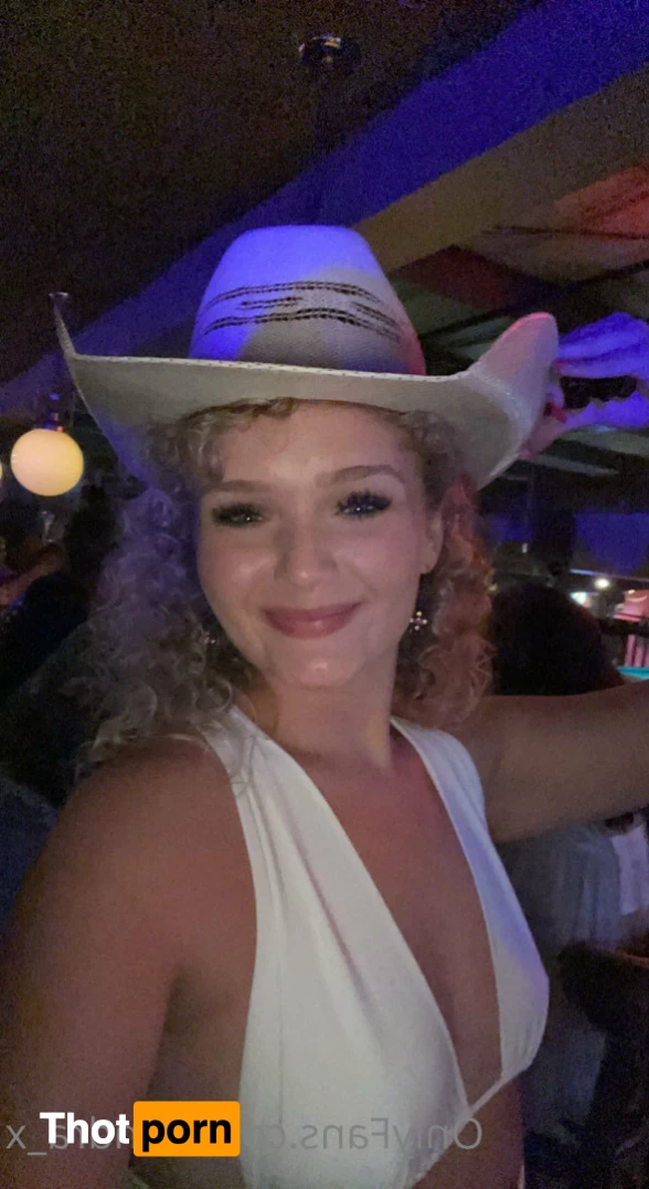 Kendra Xavia ✨FREE✨ 6275233