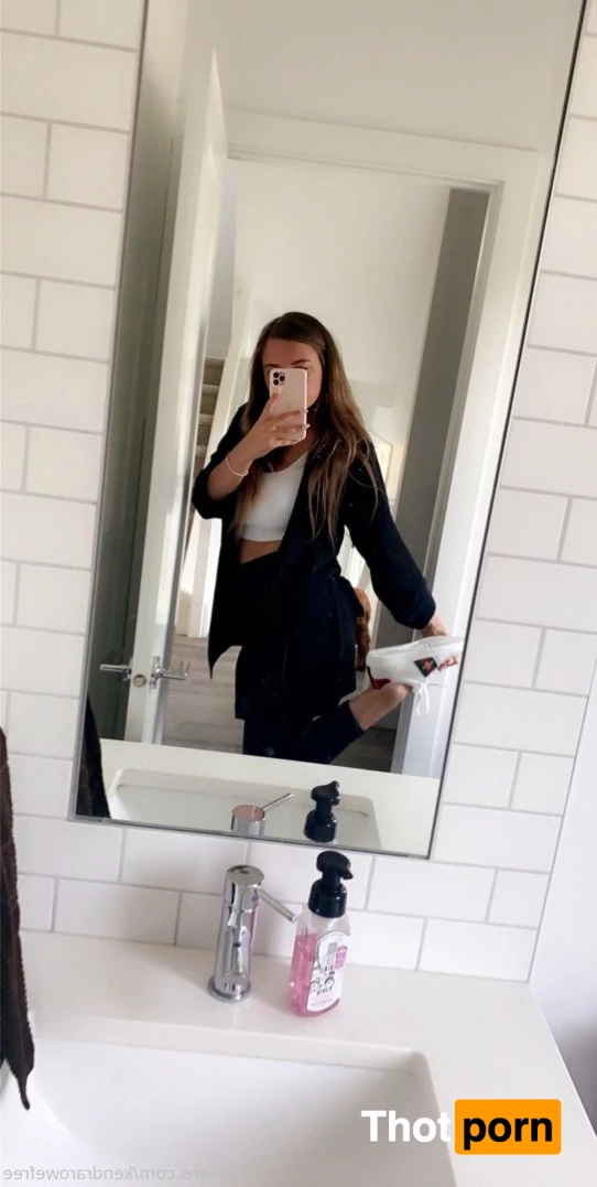 Kendra Rowe FREE 3153524