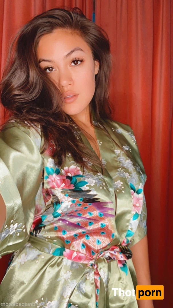 Kendra Spade 15663447