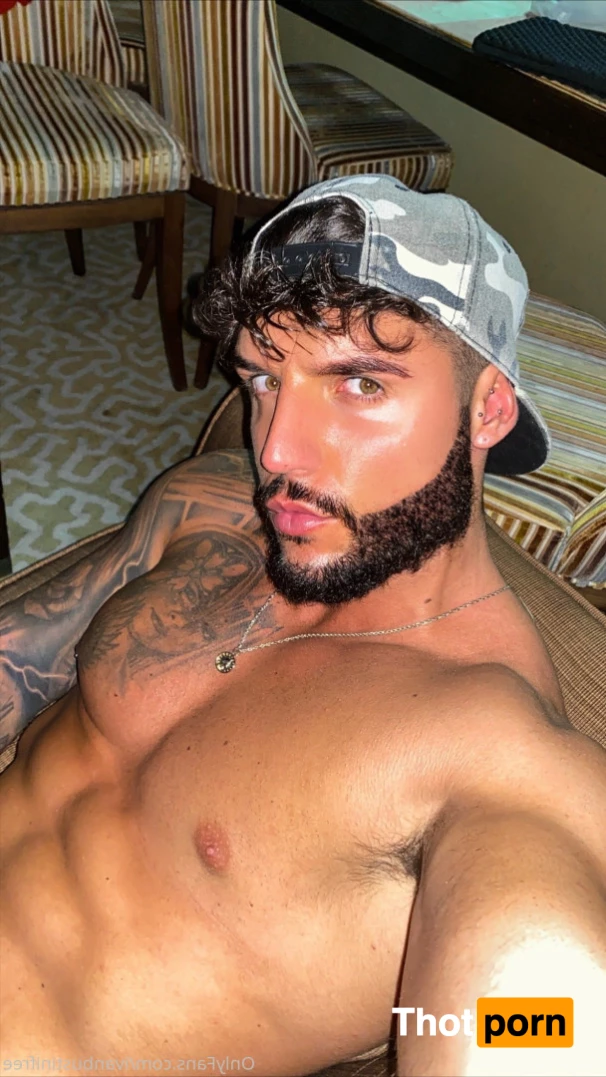 Kevin_boyx69 6274836