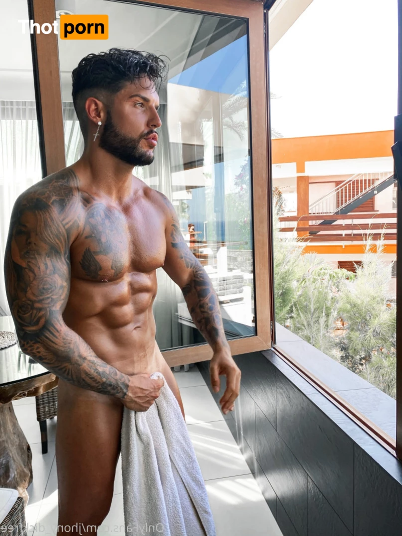 Kevin_boyx69 6274981