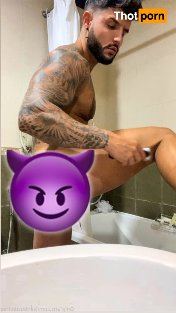 Kevin_boyx69 6275022