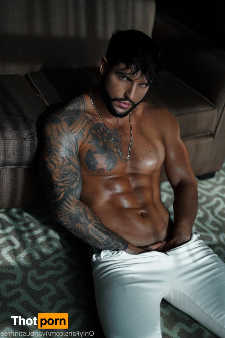 Kevin_boyx69 6275056