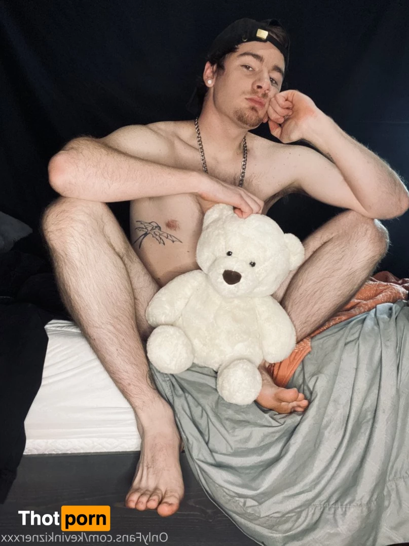 KevinKiznerXXX 3102979