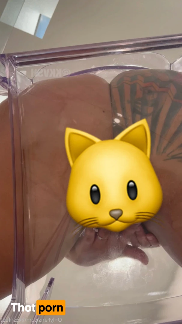 KKVSH FEET 🦶🏼 15631390