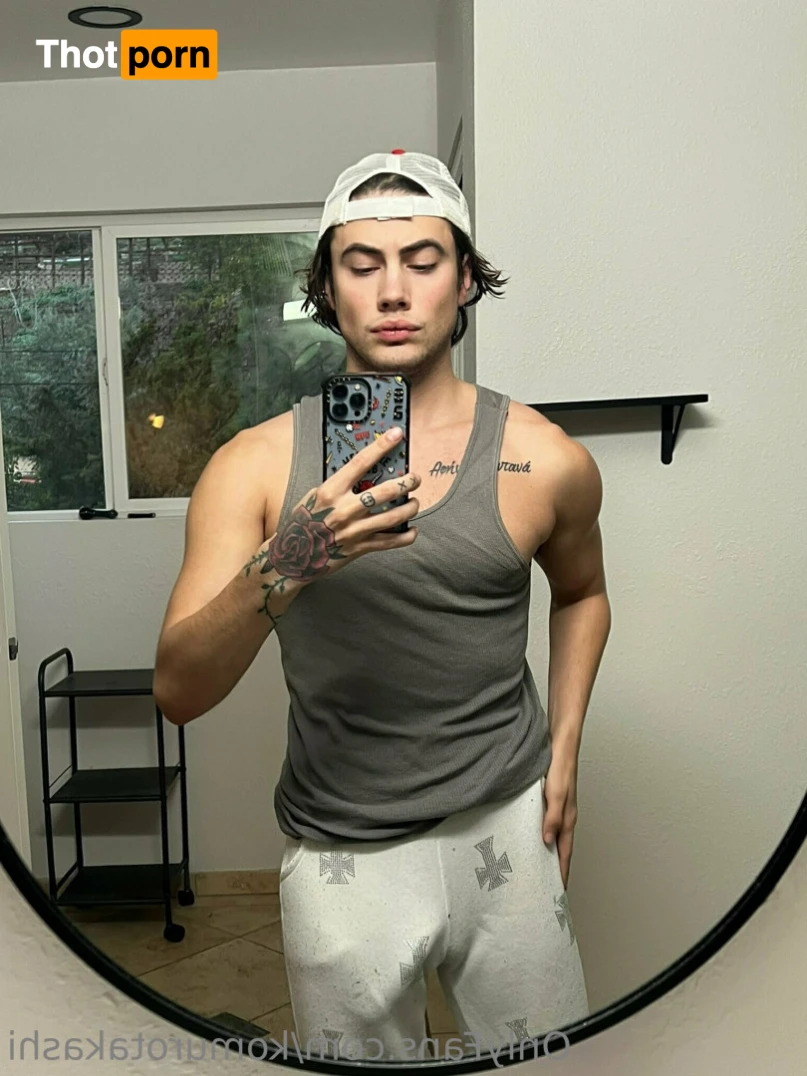 🥵Takashi 15590435