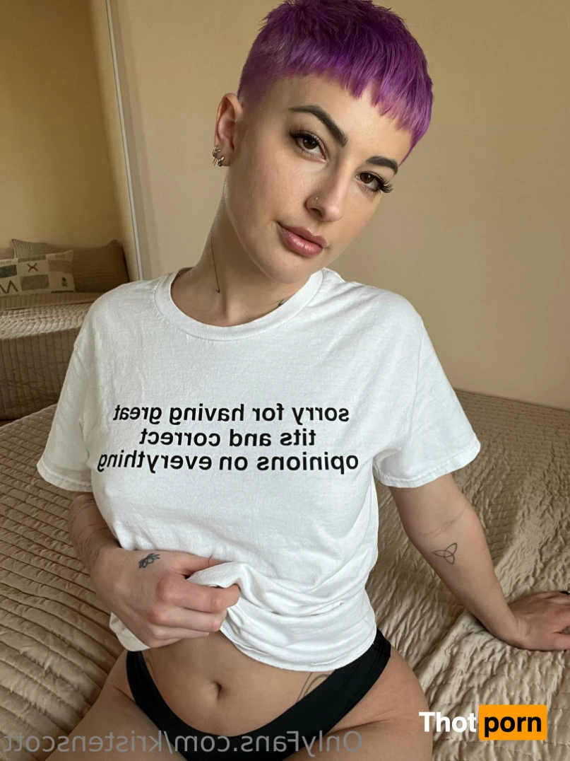 Kristen Scott 15587607