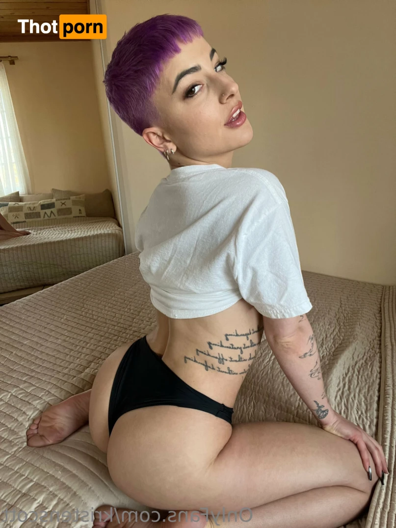 Kristen Scott 15588078