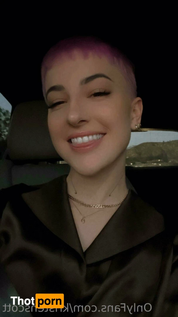 Kristen Scott 15588144