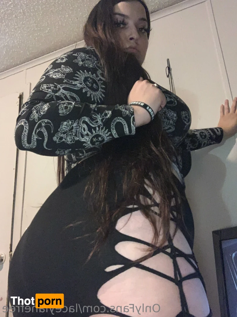 Lacey Lane Miss Waterfall 9393184