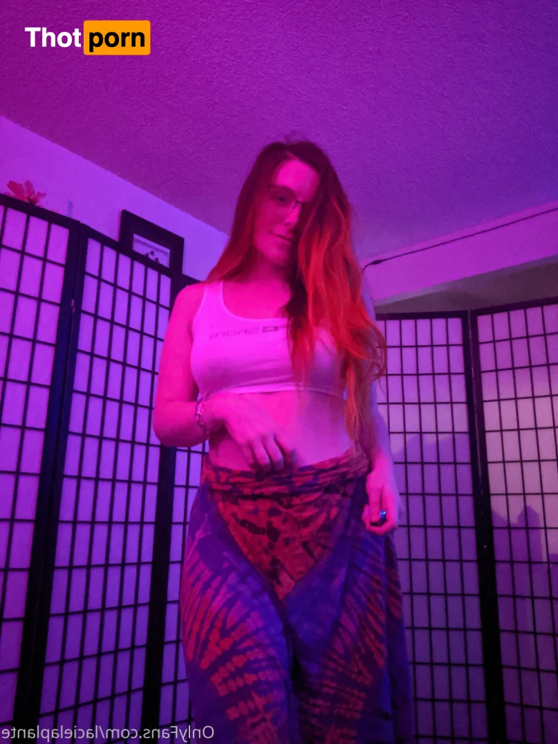 Lacie - Redhead in Bed 15561766