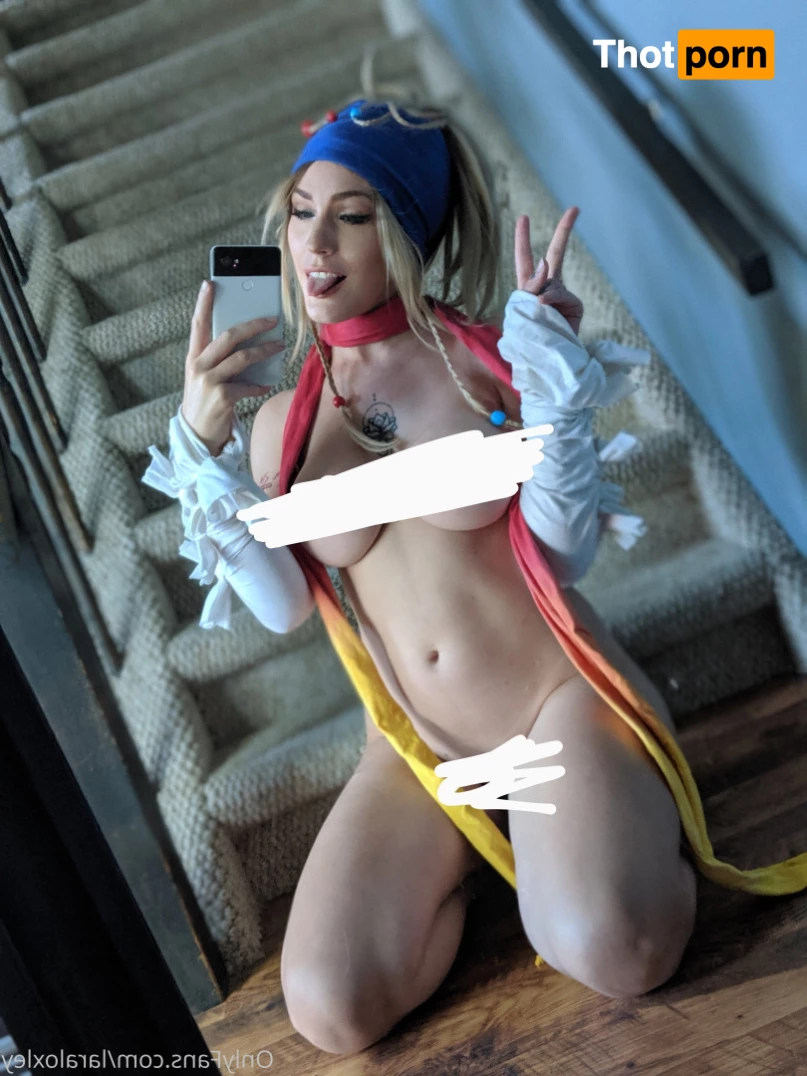 Lara Loxley FREE 6271899