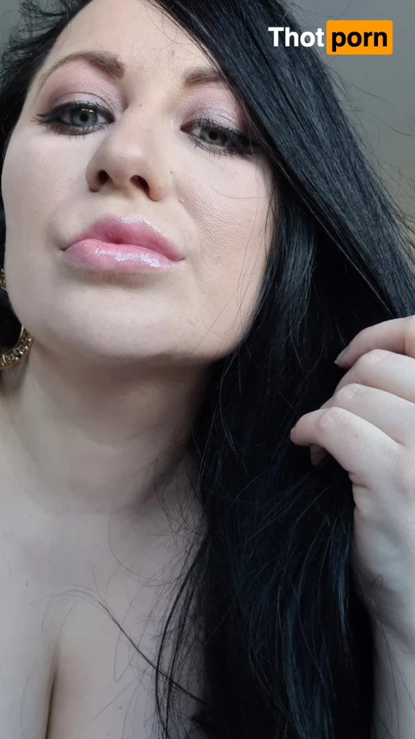 Lara Jade Deene 3123949